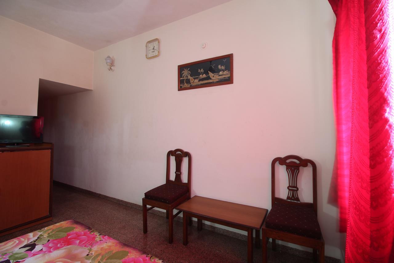 Soubhagya Inn Silvassa Exterior foto